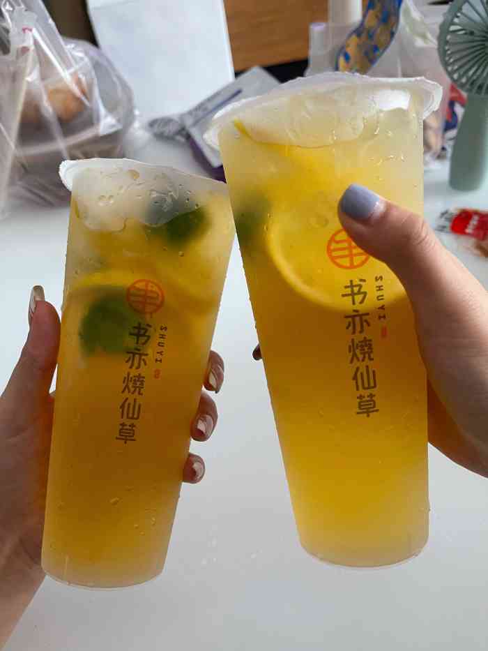 开遍大街小巷,喝了这么多还是书亦烧仙草的金桔柠檬好喝
