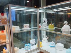 -焙丽拾光(麦凯乐直营店)