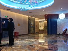 -小天鹅戴斯酒店鲸鲨百汇创作料理