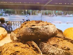 -BONBON BAKERY
