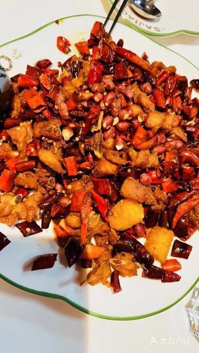撒椒·四川江湖菜(大族广场店)撒椒辣子鸡图片