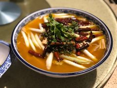 -铜锣湾·有麝自然香(重庆新天地店)