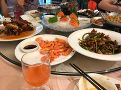 -王府井酒店(金桥港湾店)