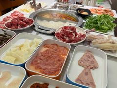 -嘎琉鲜切牛肉自助火锅