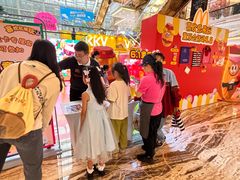 -麦当劳(新世纪环球中心店)