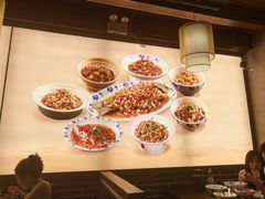 -八碗湘长沙市井菜(坡子街店)