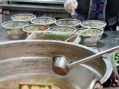 -云阿蛮云南生烫牛肉米线(奉贤路店)