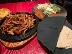 -Pistolera Mexican Cantina女枪手墨西哥餐厅(碧云路店)
