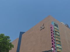 -胖东来生活广场(健康路店)
