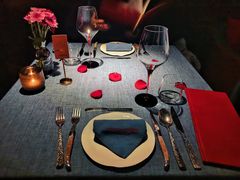 -弦月窗LUNETTE BY AMANDA(复兴路店)