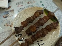 -汗腾格里·风味餐厅(新疆驻京办店)