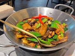 -渔语鱼新川菜Bistro(万象天地店)