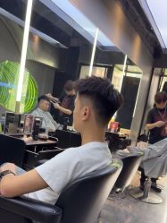 -不迫先生专业男士剪发