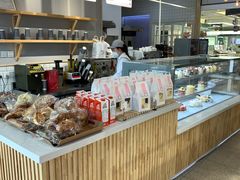 -焙丽拾光(麦凯乐直营店)