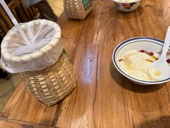 -云阿蛮云南生烫牛肉米线(奉贤路店)