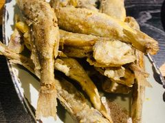 干炸小黄鱼-娄三少春饼·烤鸭(合生汇购物中心店)