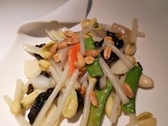 脆妙花生苗-原味田园·客家菜·土窑鸡(中航城君尚购物中心店)