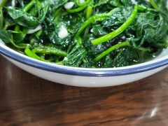 蒜蓉炒红薯尖-张氏父子常德肠子馆(红星总店)