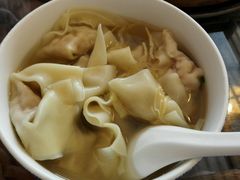 -笑来喜馄饨小笼工坊店(湖滨街店)