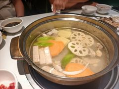 -烹然四季椰子鸡火锅(姚家园万象汇店)