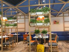 -渝信川菜 · 川味家常菜(财富购物中心店)