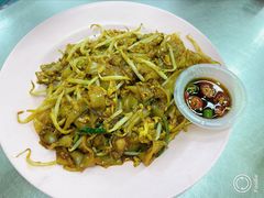 炒粿条-明记烧鱼美味店