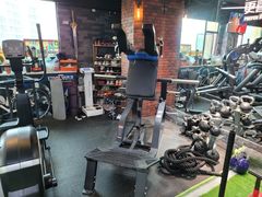 器械区-Nirvana Fitness健身工作室