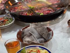 -正贰捌经重庆老火锅(建设路店)