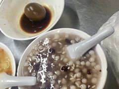 -芳婆糕团店(王府大街店)