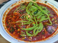 酸汤手擀菠菜面-秦君宝手擀菠菜面(金花路店)