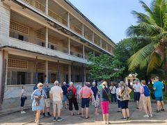 -吐斯廉屠杀博物馆