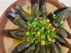 -李与白包子铺(桐梓林店)
