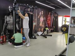 -即刻健身馆(对外经贸店)