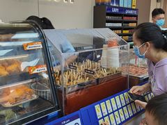 -六意便利店(厦门财富中心店)