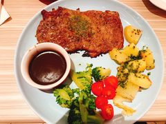 -必胜客(东大桥店)