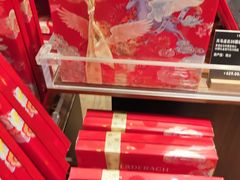 -Laderach 莱德拉(上海环贸iapm店)