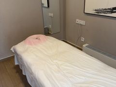 -修申骨雕小颜脊柱骨盆管理产后修复
