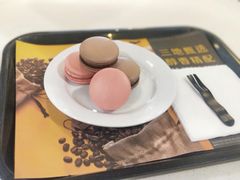 蔓越莓马卡龙-麦当劳(北方国贸大厦店)