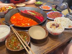 -萍姐火锅·公路夜市(武汉首店)