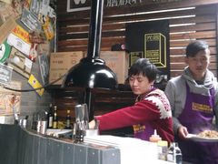 -HIHE Bistro·Oyster Bar(华熙live店)