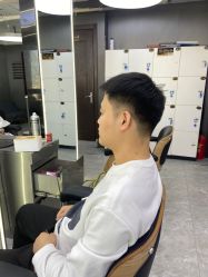 -藤野造型烫发染发