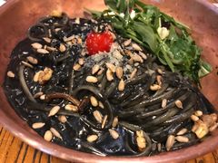 -I HOLIC艾豪丽披萨(KKone店)