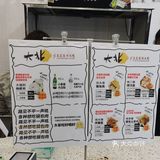 五脏俱全，有三个位置供客人坐
