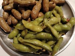 -山野的朋友露营炭火烤肉