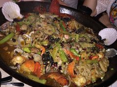 -玖食龙虾主题餐厅