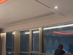 -宝燕壹号景观餐厅(龙盛国际商业广场店)