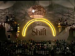 -Shift cocktail bar鸡尾酒吧