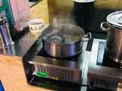 -手劲鱼丸馄饨铺(哈一百店)