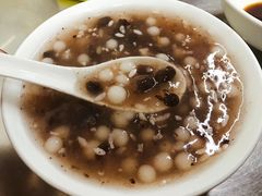 -芳婆糕团店(王府大街店)