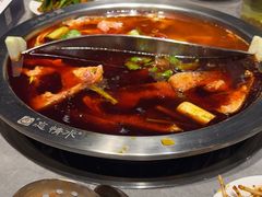 -忘情水鱼头·鲜鱼火锅(滨江中路店)